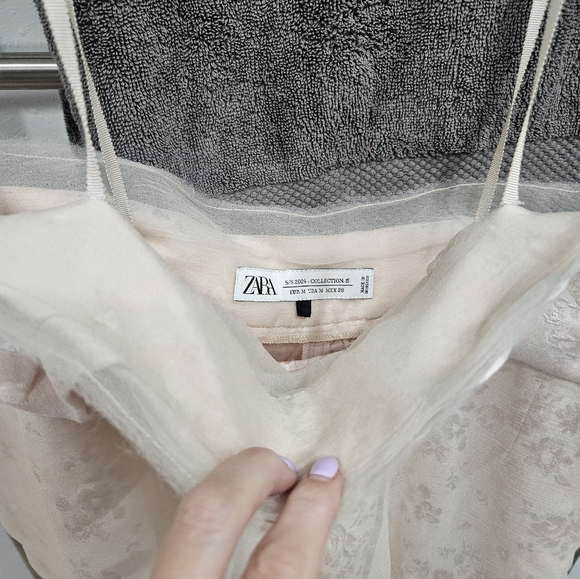 Zara Collection 2024 Dress - Picture 6 of 9